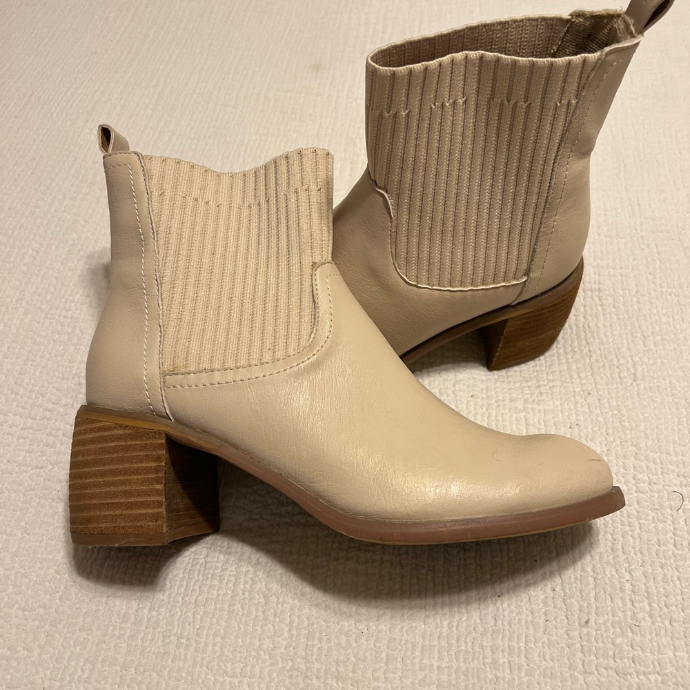 Cream Ankle Booties with Ribbed Detailing